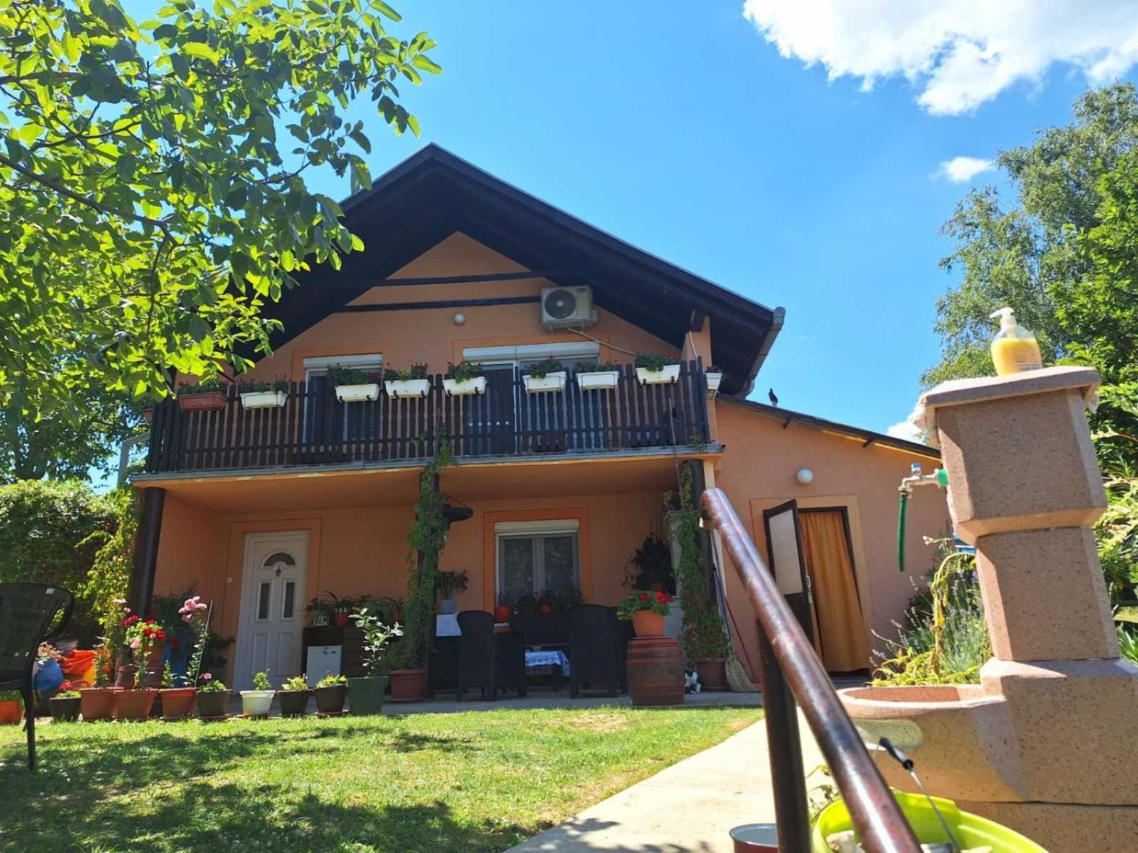 Guest House Jevtovic Sremski Karlovci Exterior foto